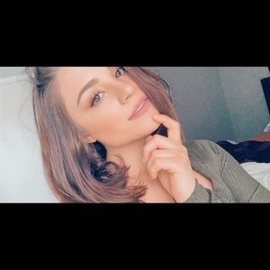 Meet your Posher, Haley